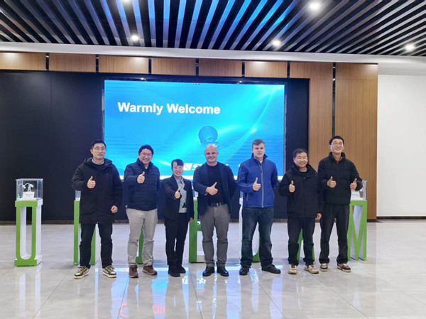 UK வாடிக்கையாளர் தொழிற்சாலை தணிக்கை வெற்றிகரமாக முடிந்தது, பிரத்தியேக தயாரிப்பு தனிப்பயனாக்கம் ஒப்புக்கொள்ளப்பட்டது