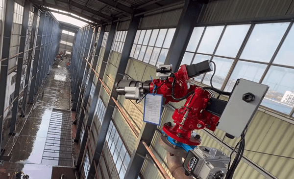 ஆட்டோ-டிராக்கிங் ஃபயர் மானிட்டர் இப்போது முழுமையாக இணைக்கப்பட்டு, சோதனை செய்யப்பட்டு, விரைவில் அனுப்பப்படும்